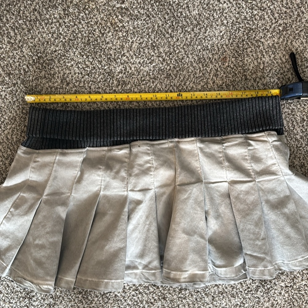 Jaded London NWT Gorgeous Gray Mini Skirt. 12 - Picture 8 of 10